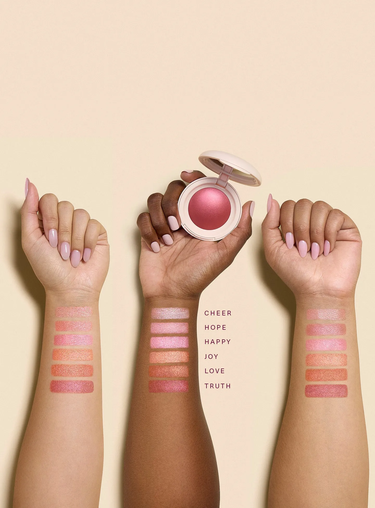 ARM-SWATCHES-SOFT-PINCH-LUMINOUS-POWDER-BLUSH.webp
