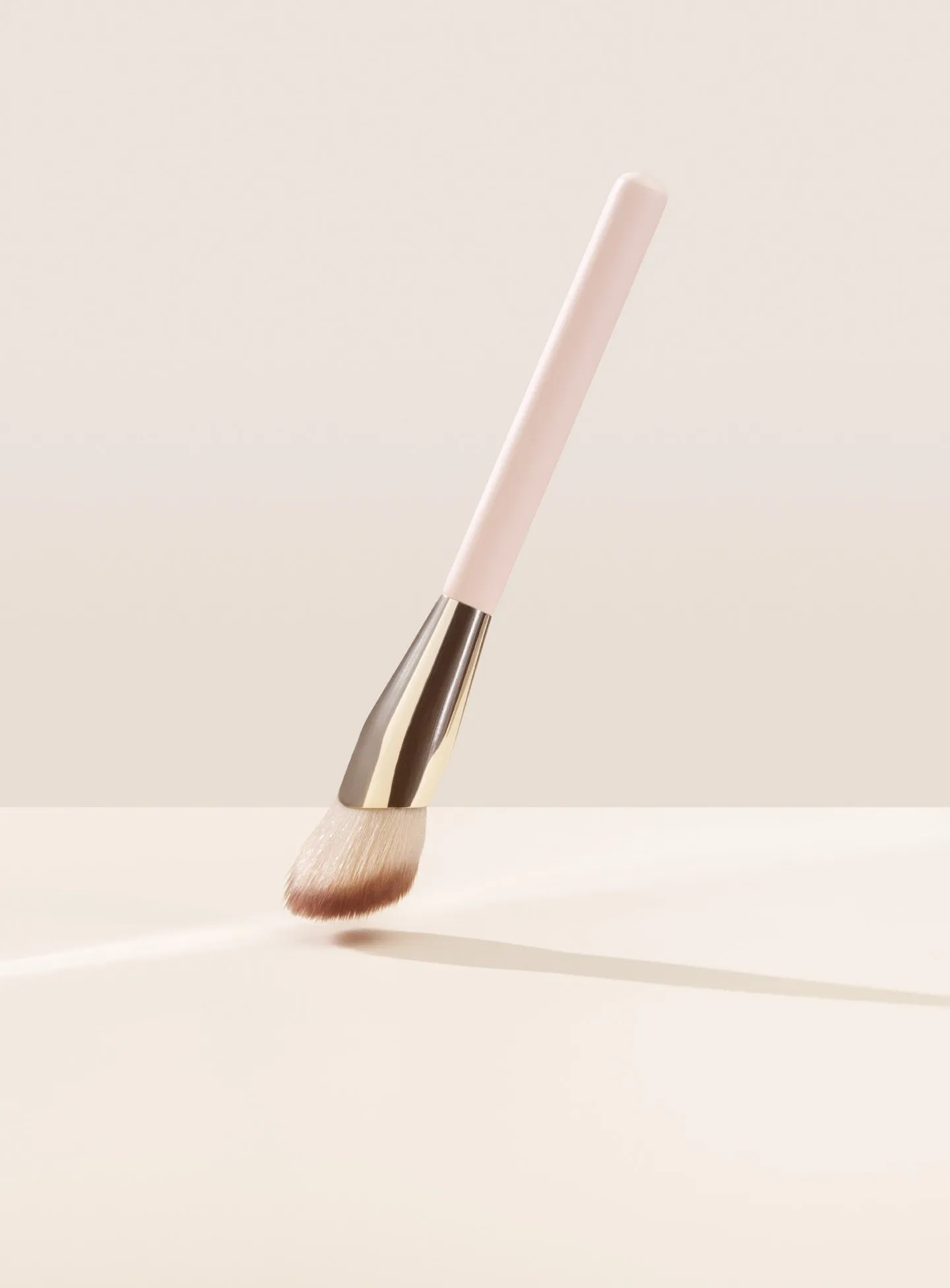 Blush-Brush-Side-SKU.webp
