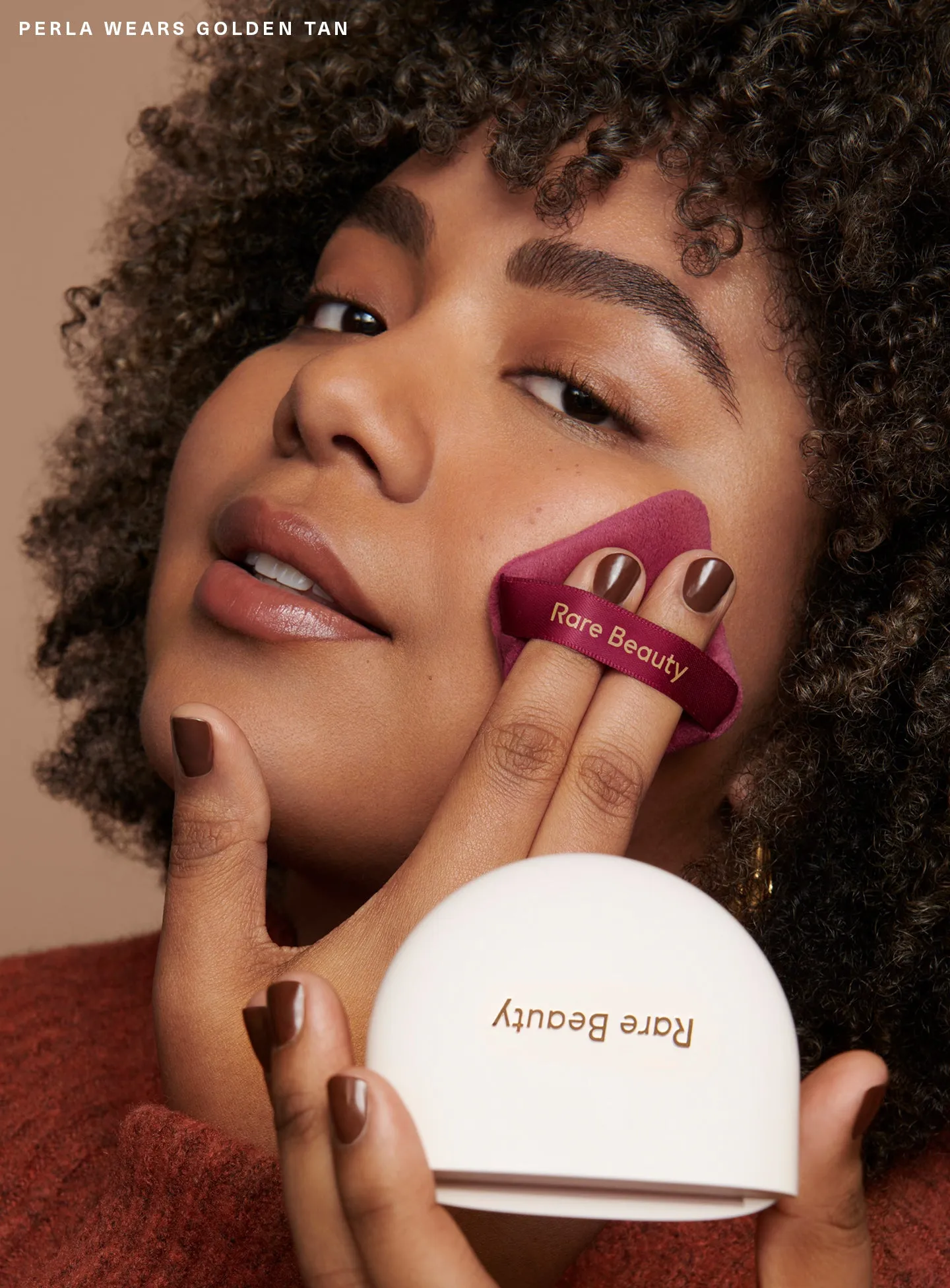 CAMPAIGN-PERLA-TRUE-TO-MYSELF-TINTED-PRESSED-FINISHING-POWDER-GOLDEN-TAN-01.webp