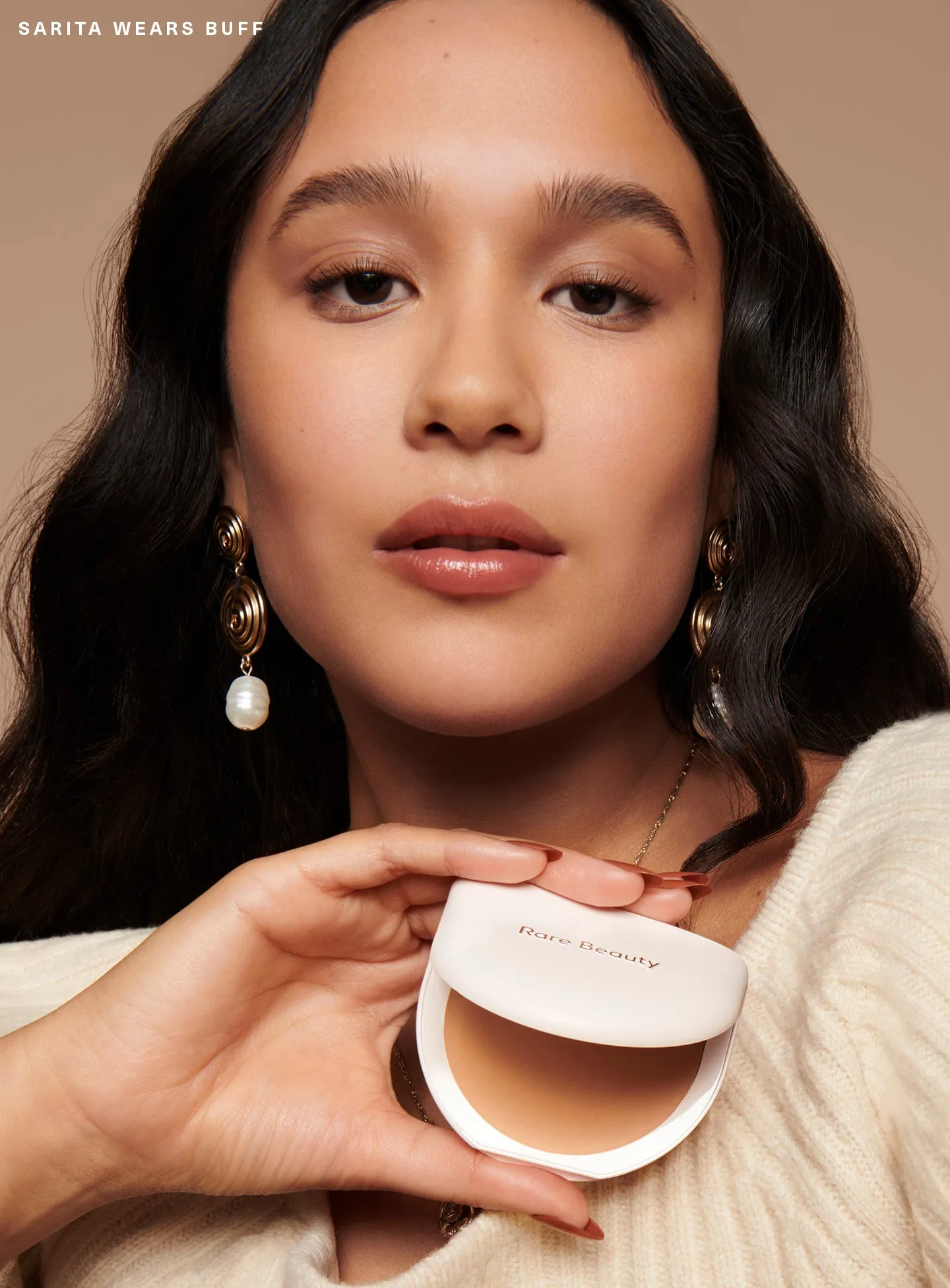 CAMPAIGN-SARITA-TRUE-TO-MYSELF-TINTED-PRESSED-FINISHING-POWDER-BUFF-01.webp