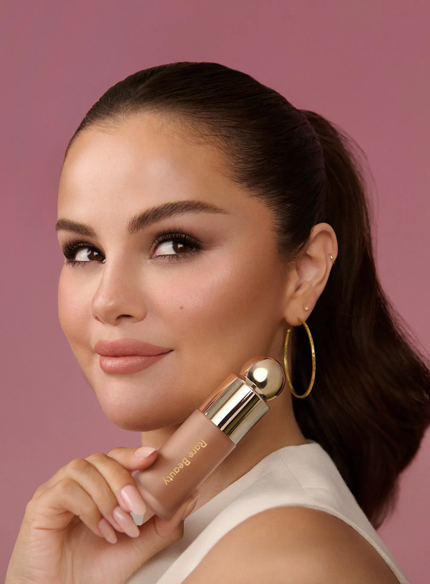 CAMPAIGN-SOFT-PINCH-LIQUID-CONTOUR-SOLACE-SG-1-1.webp