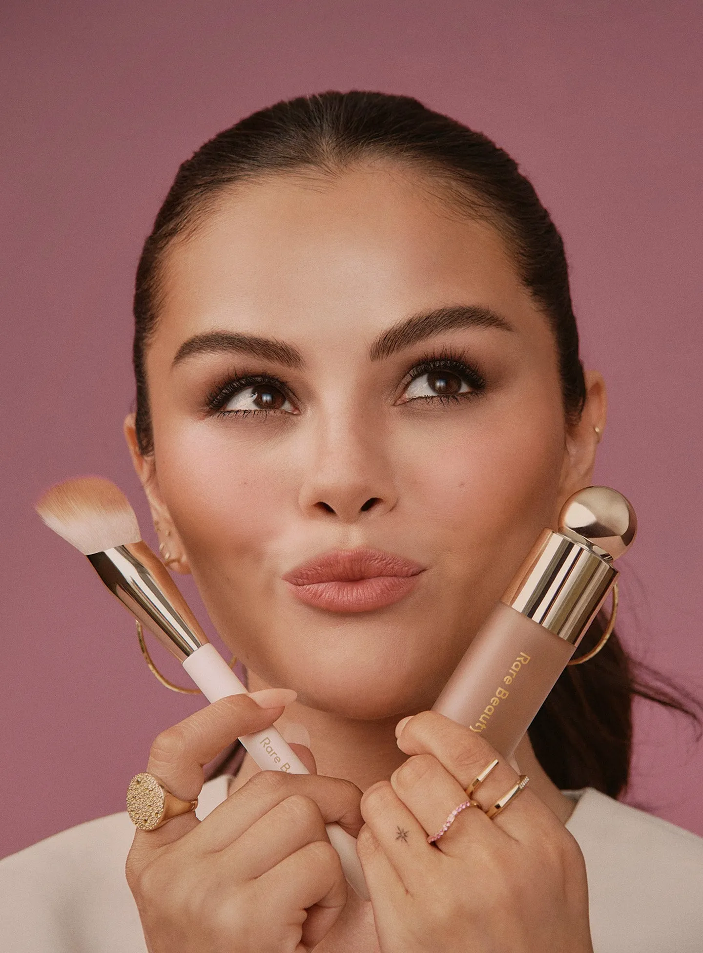 CAMPAIGN-SOFT-PINCH-LIQUID-CONTOUR-SOLACE-SG-2-1.webp