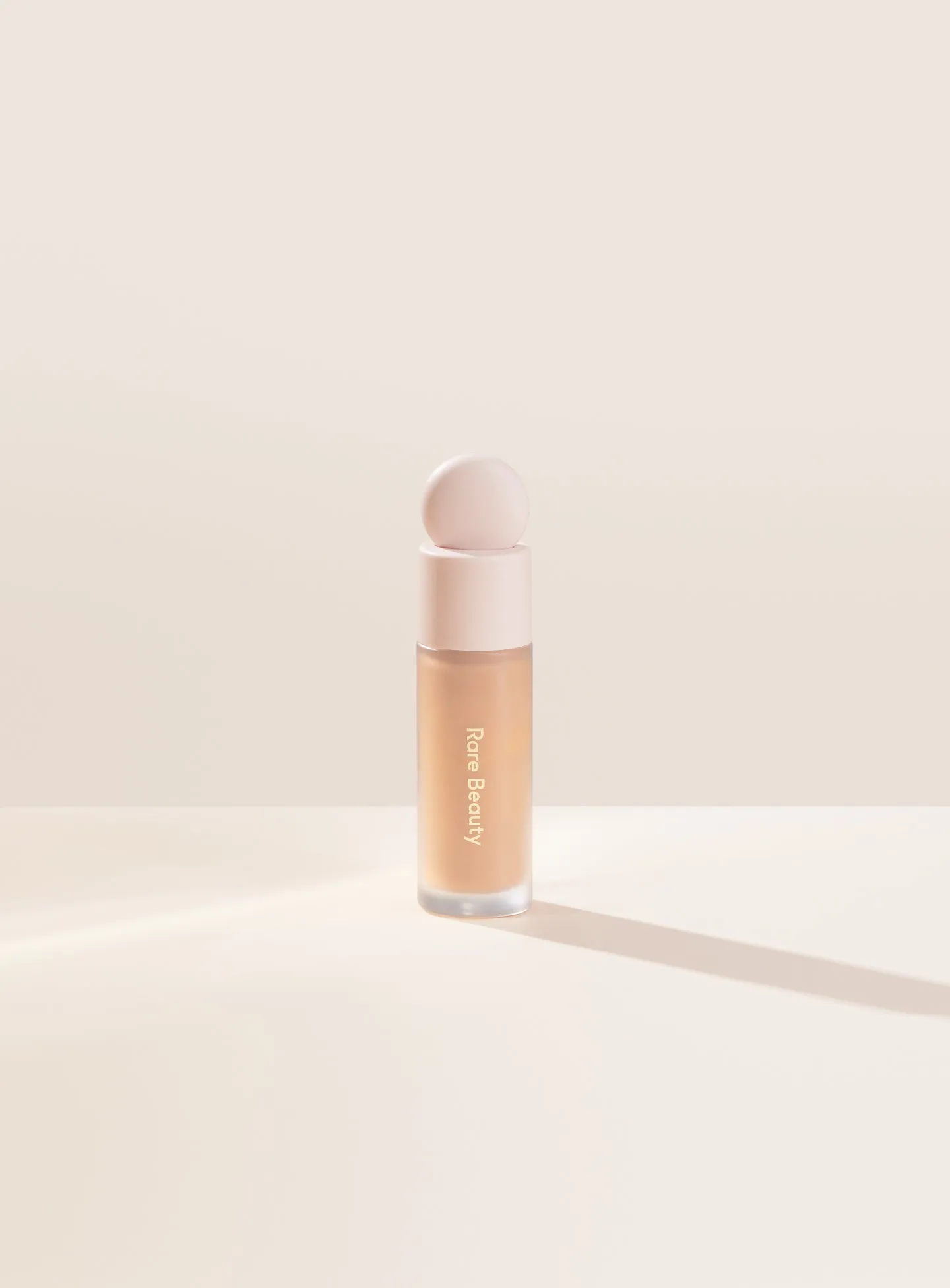 Concealer-180W-SKU_92c1671e-50be-46ca-8111-a88ce17ff6fa.webp