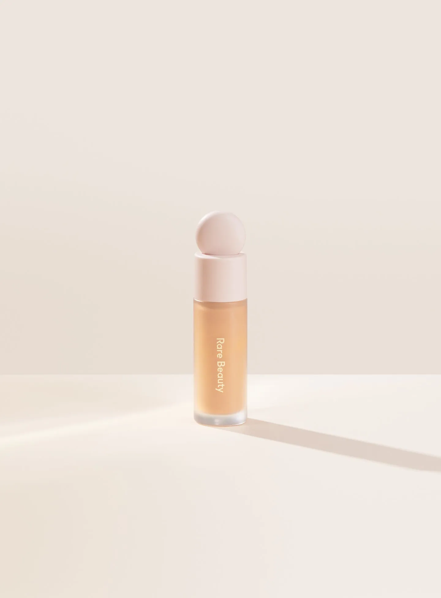 Concealer-200C-SKU_7399d95f-3418-4fb3-9d0d-c0f31bf363c5.webp