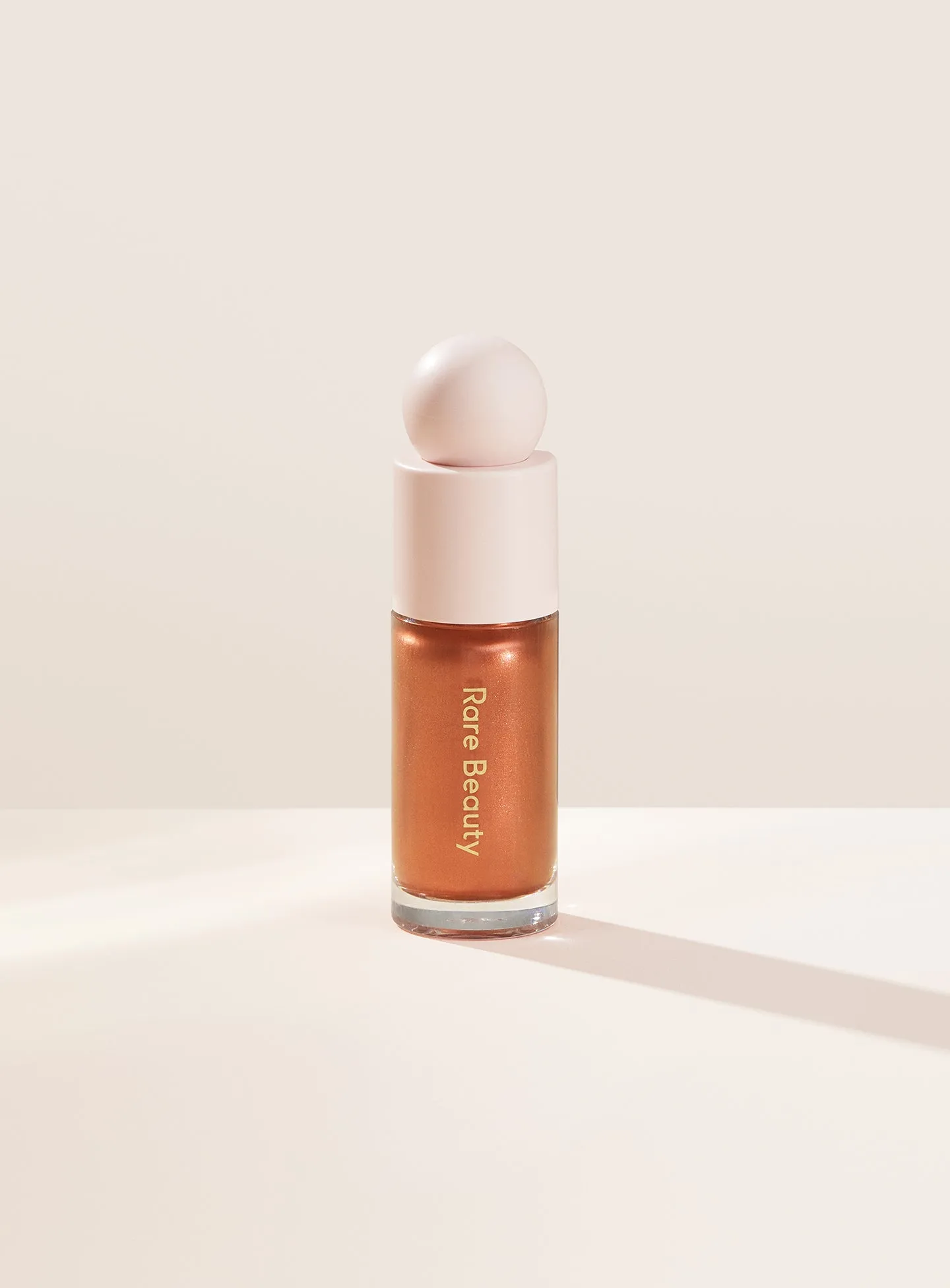 ECOMM-PL-LIQUID-LUMINIZER-REVEAL-1440x1952-3.webp