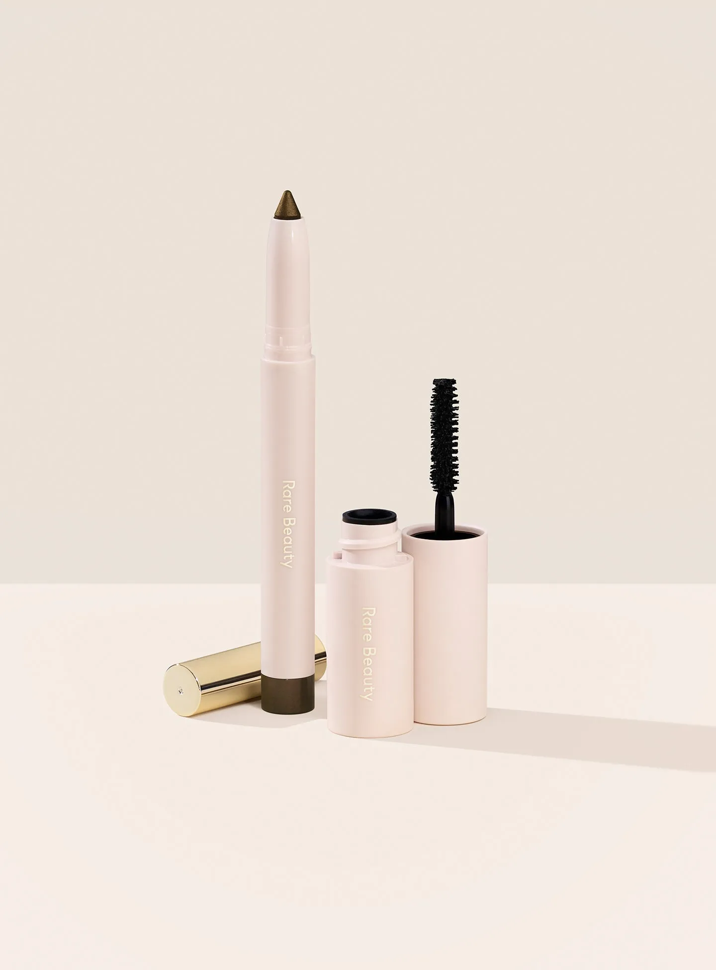 ECOMM-SELENAS-ESSENTIAL-EYE-DUO-PRODUCT.webp