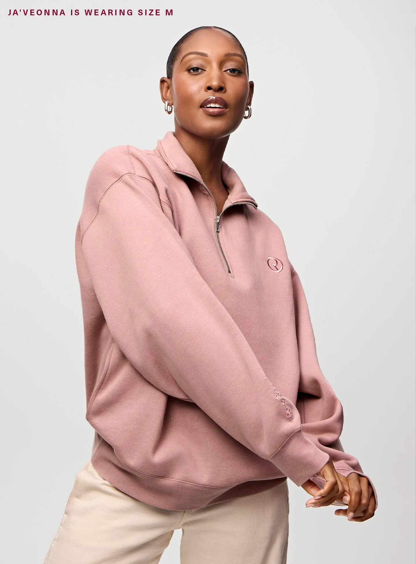 ON-FIGURE-QUARTER-ZIP-SWEATSHIRT-M.webp