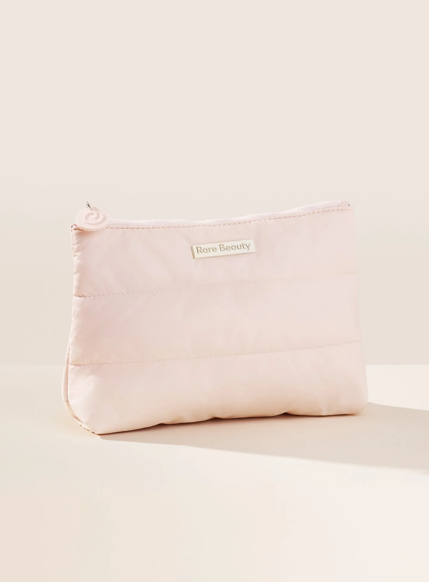 PUFFY-MAKEUP-BAG-1.webp
