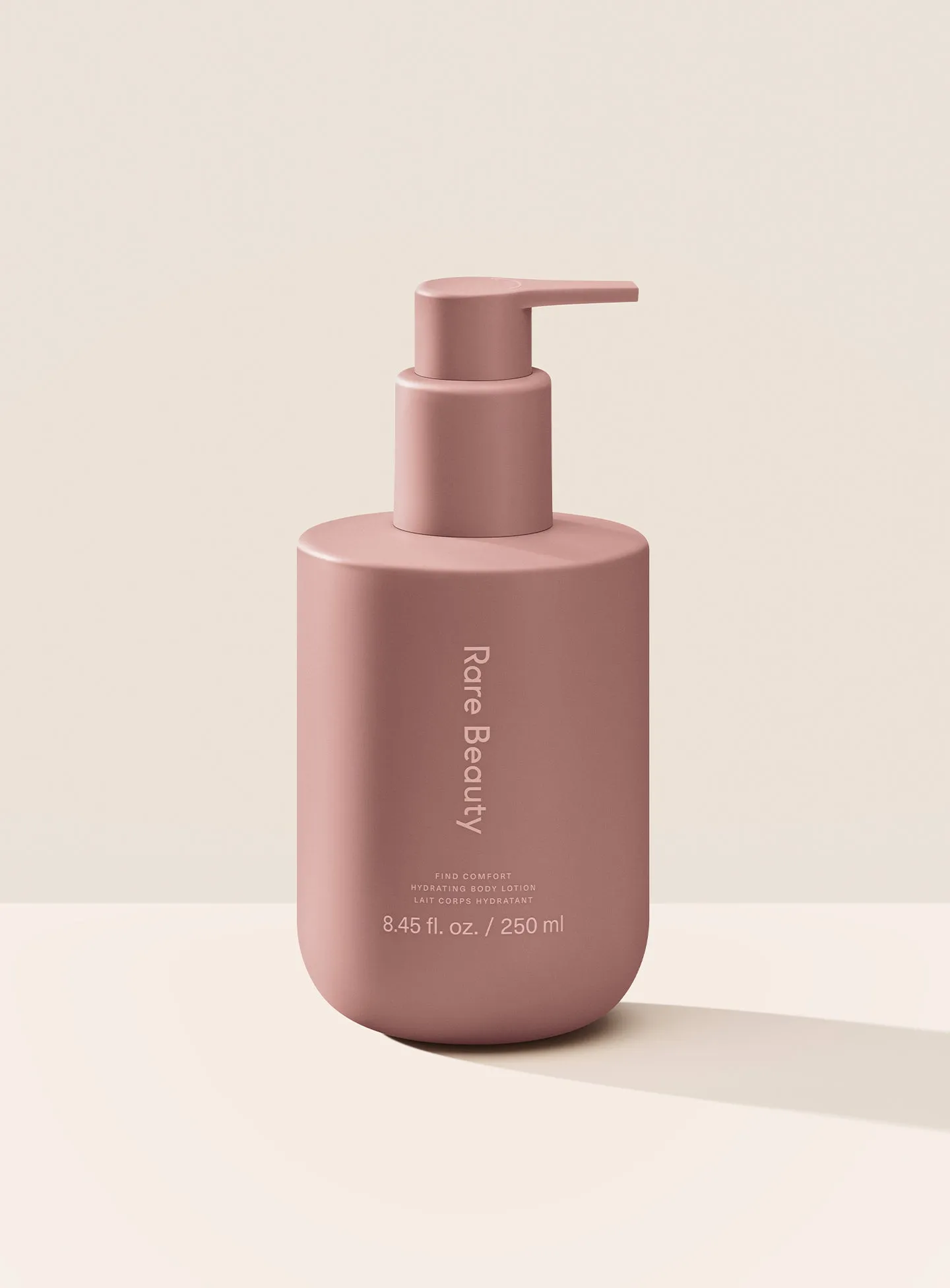 find-comfort-body-lotion-pump-02-1440x1952_25a97dd1-f31a-43f0-a053-b7bab87b75d8-1.webp