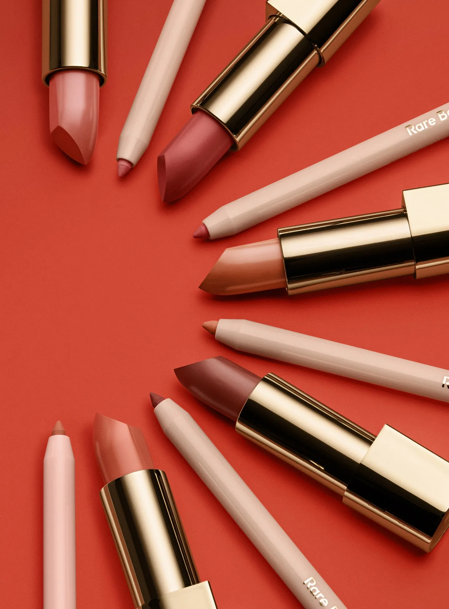 kind-words-matte-lip-liner-campaign-03-1440x1952-1.webp
