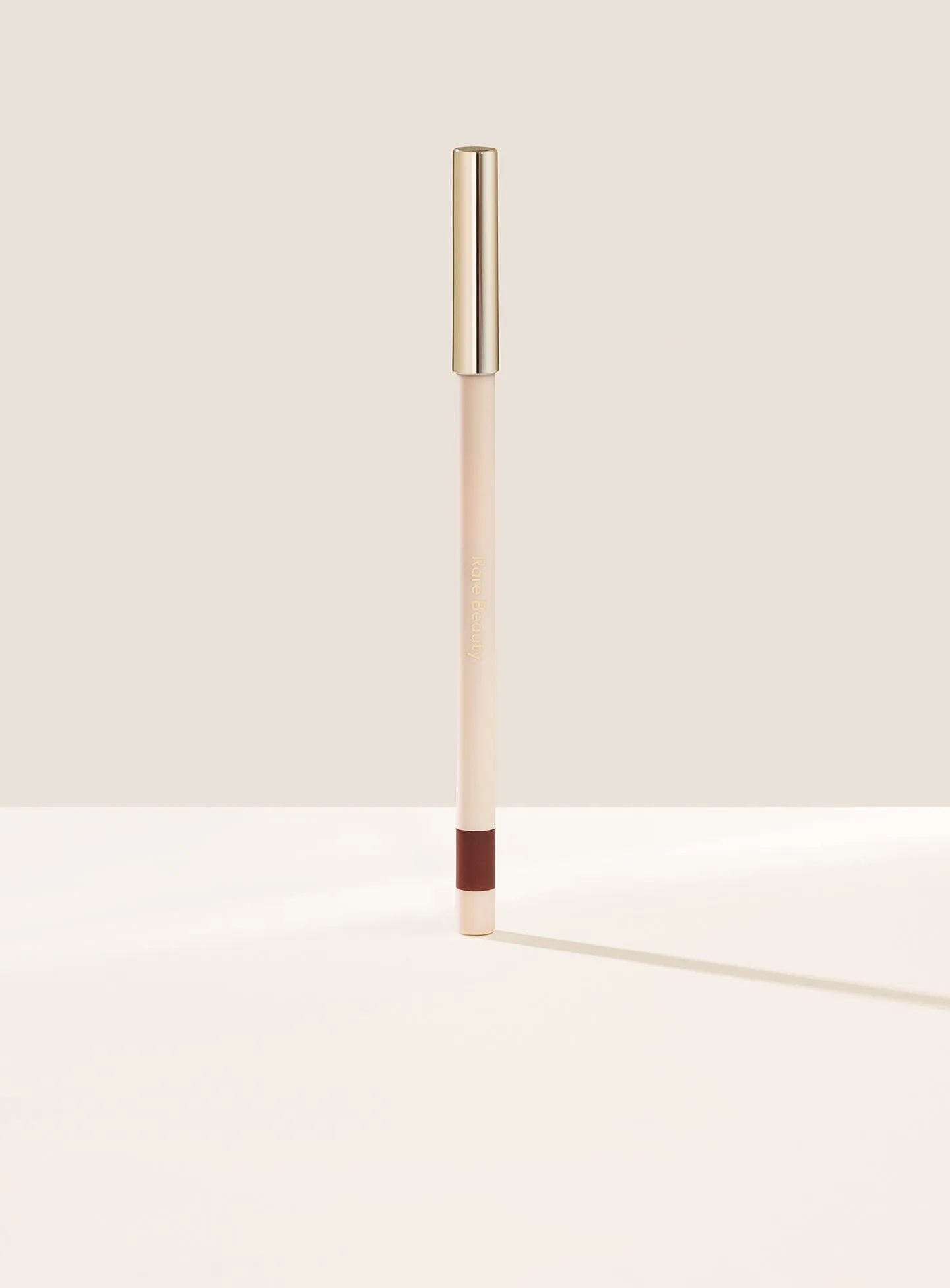 kind-words-matte-lip-liner-strong-closed.webp