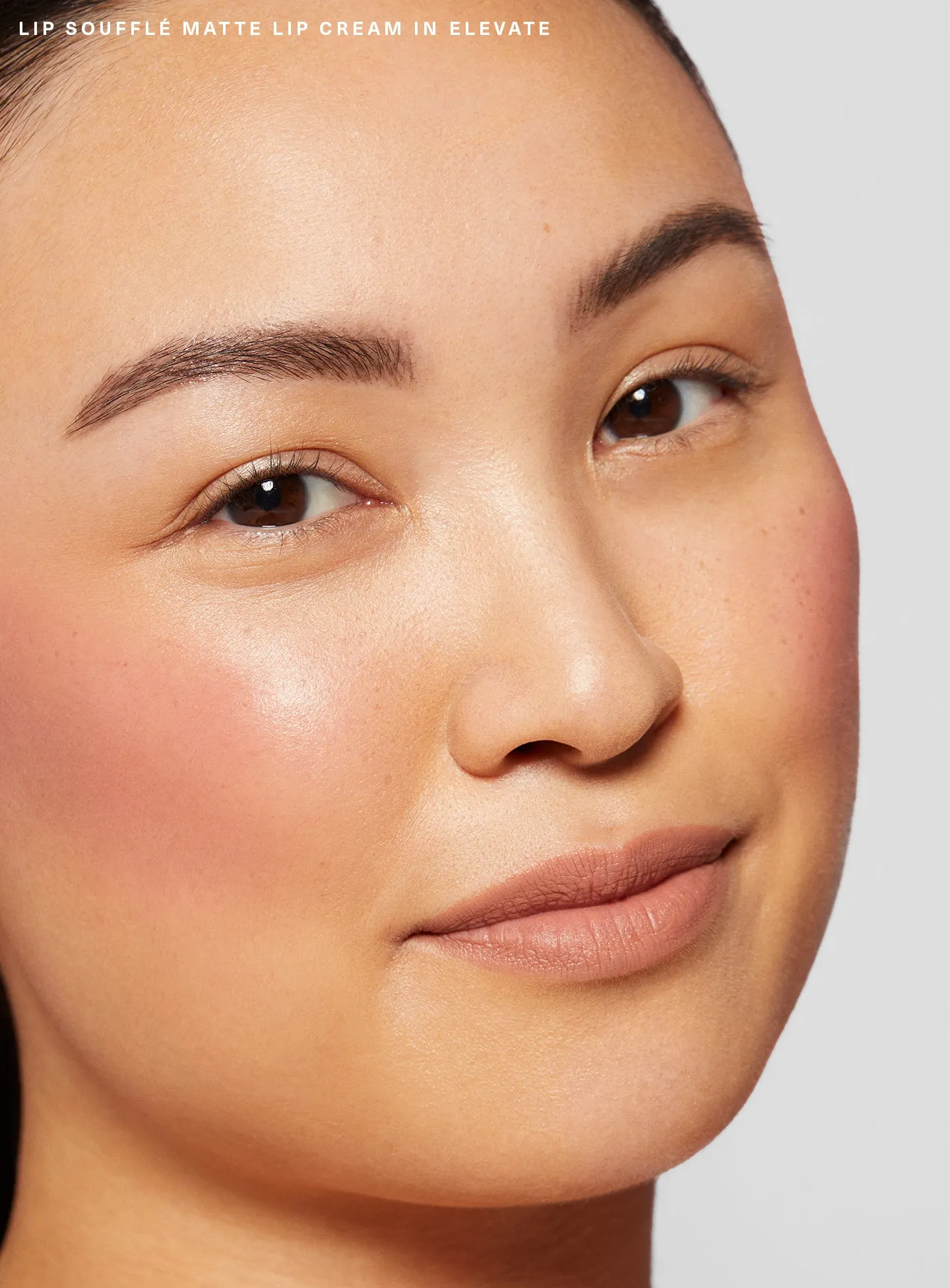lip-souffle-matte-lip-cream-elevate-on-figure-01-1440x1952-1.webp