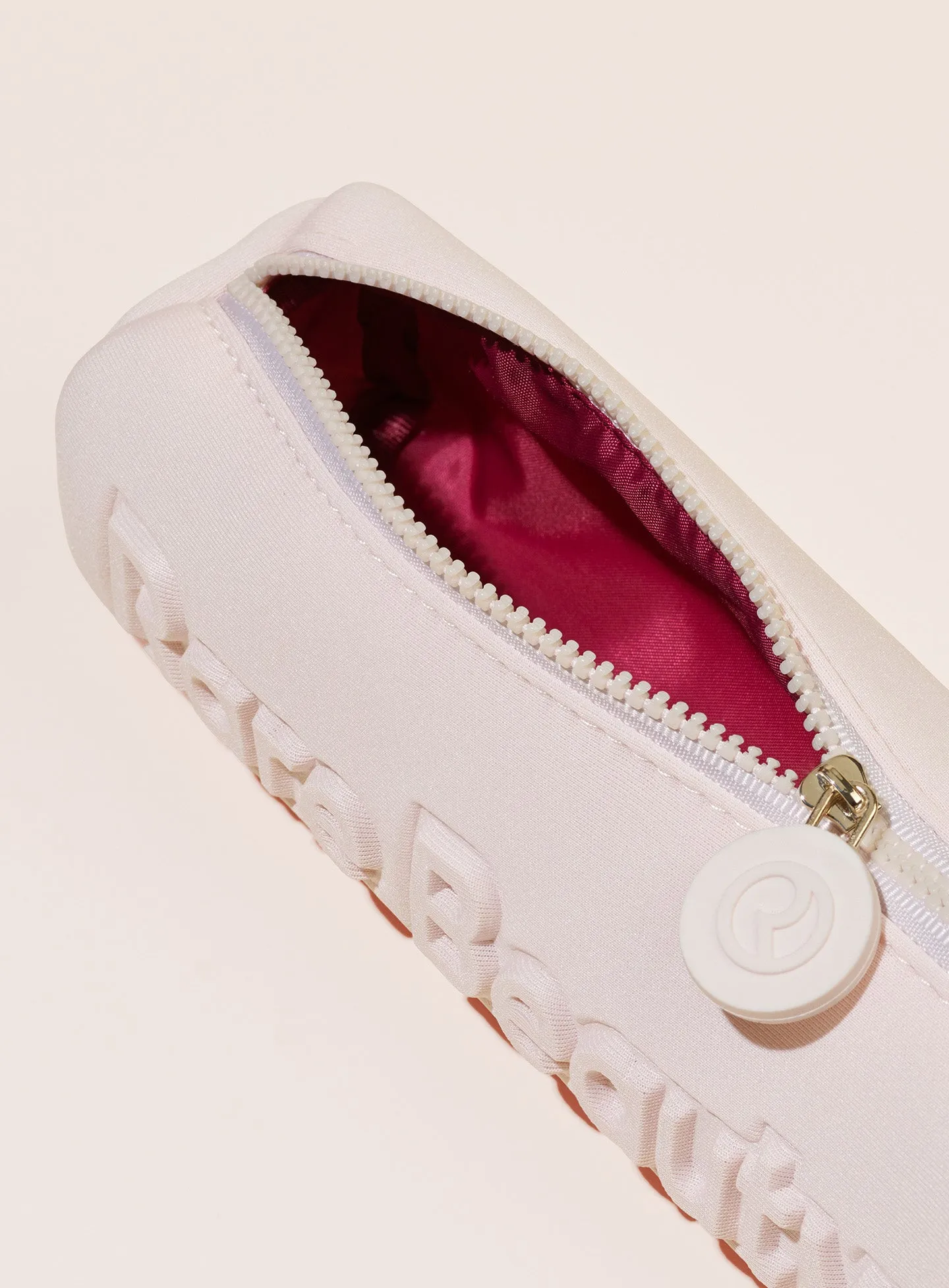 pencil-case-02-1440x1952-1.webp