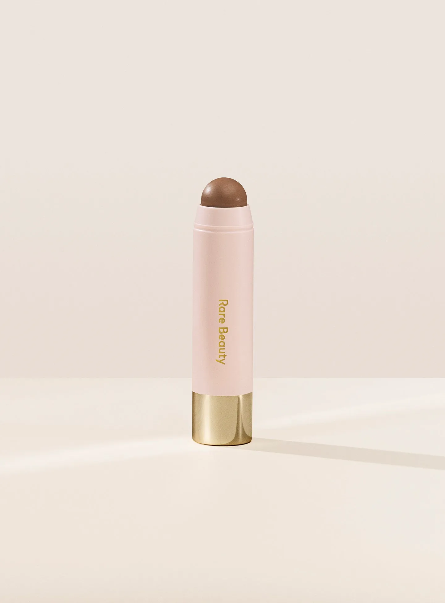 warm-wishes-effortless-bronzer-stick-ecomm-good-energy-1440x1952-1.webp